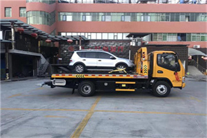 富阳附近汽车拖车电话