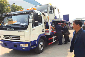 富阳汽车道路救援拖车价格